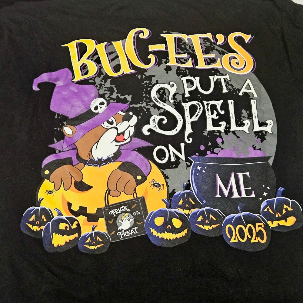 Buc-ees Halloween T-Shirt Unisex Large Black Witch Beaver Spell 2025 Graphic